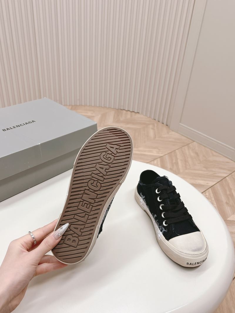 Balenciaga Low Shoes